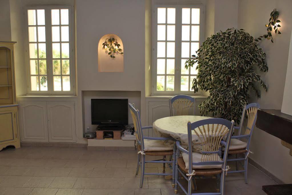 Very Charming Studio Apartment On Port In Cannes A Short Walk To Palais With Aircon And Internet 411 Exterior photo
